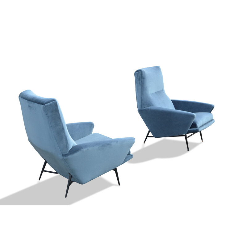Paire de fauteuils vintage de Guy Besnard velours bleu 1962