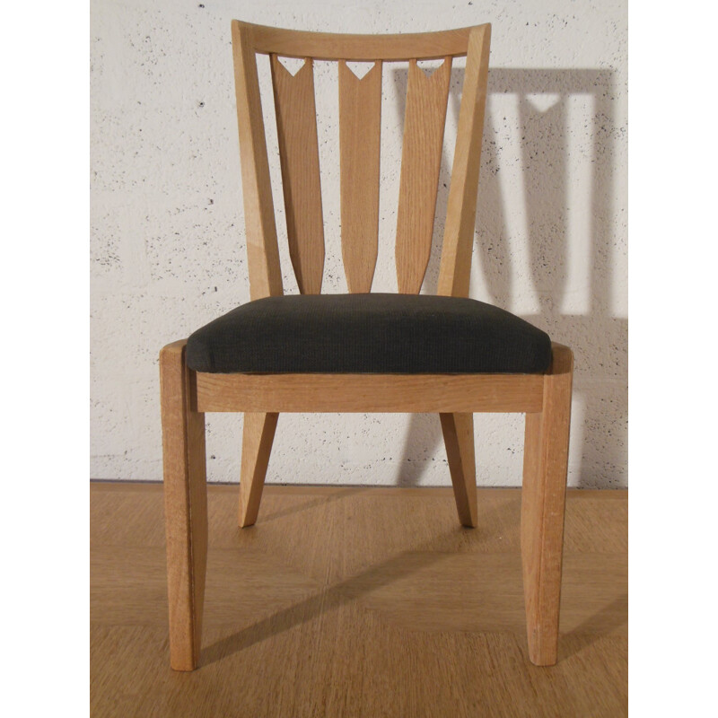 6 chairs in oak, and GUILLERME CHAMBRON - 60