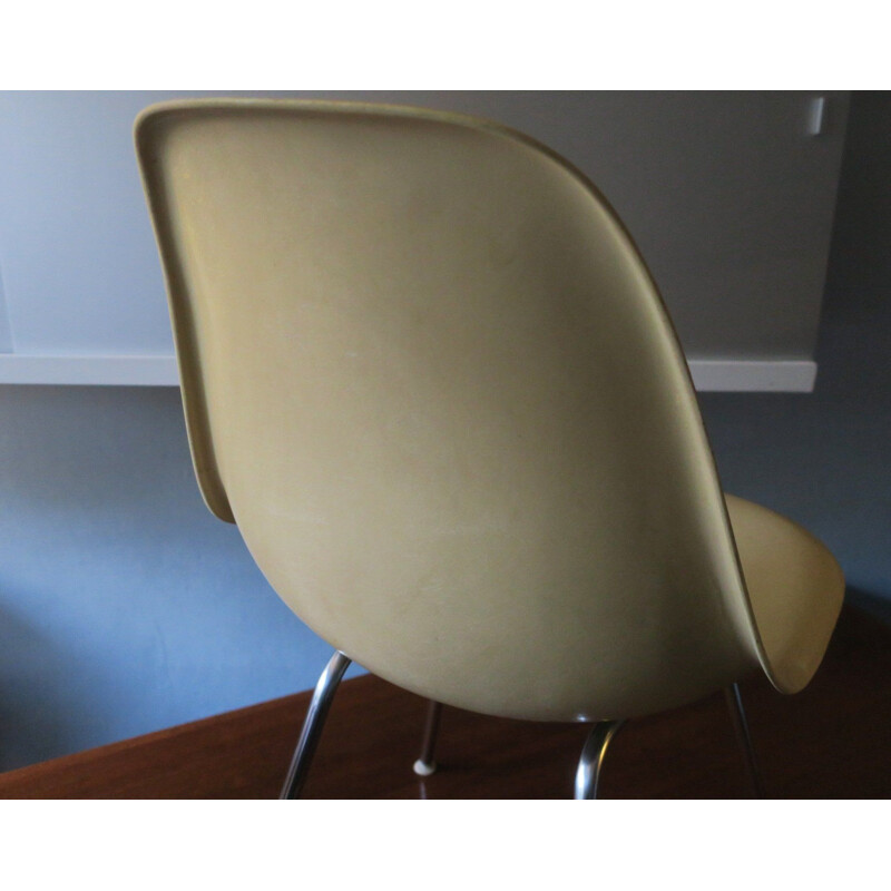 Vintage Side Chair by Charles & Ray Eames for Herman Miller, Fiberglass DSX 1950s