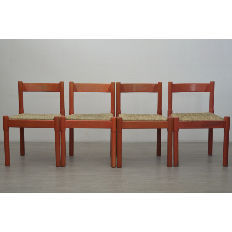 Lot de 4 chaises vintage Carimate rouge par Vico Magistretti