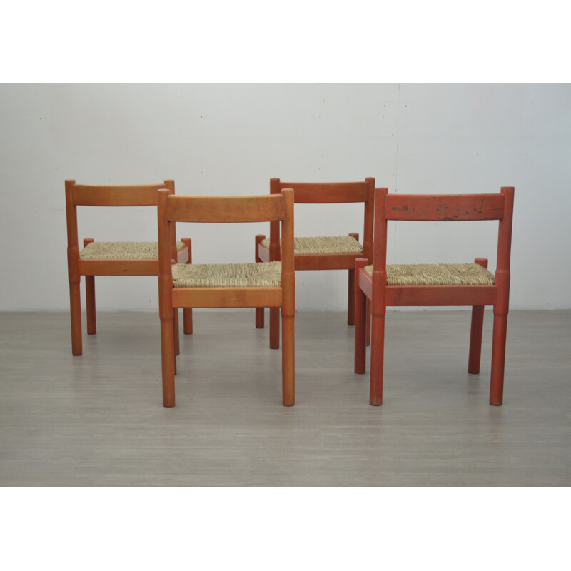 Lot de 4 chaises vintage Carimate rouge par Vico Magistretti