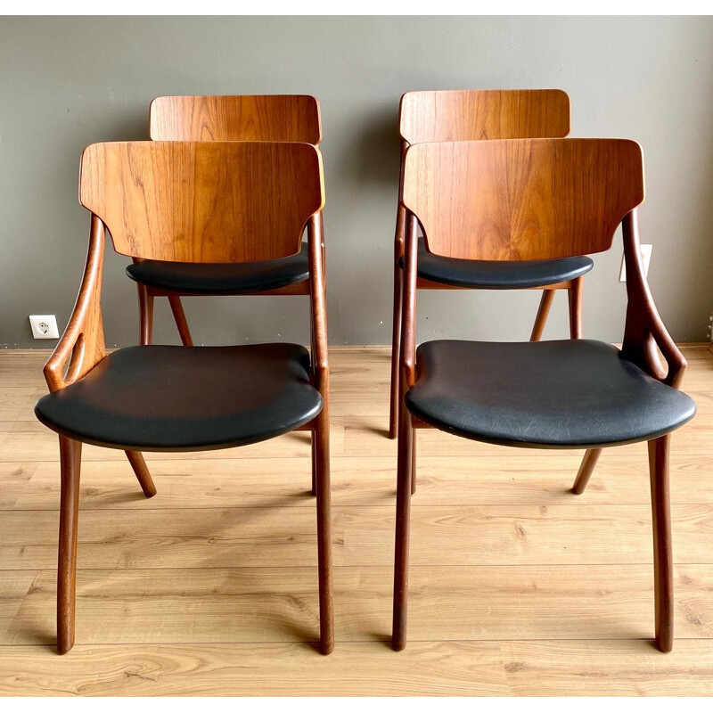 Set of 4 vintage Dining Room Chairs, for Mogens Kold,Arne Hovmand Olsen 1950s