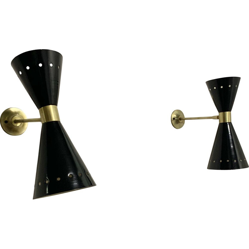 Vintage wall light black lacquered with brass by Stilnovo