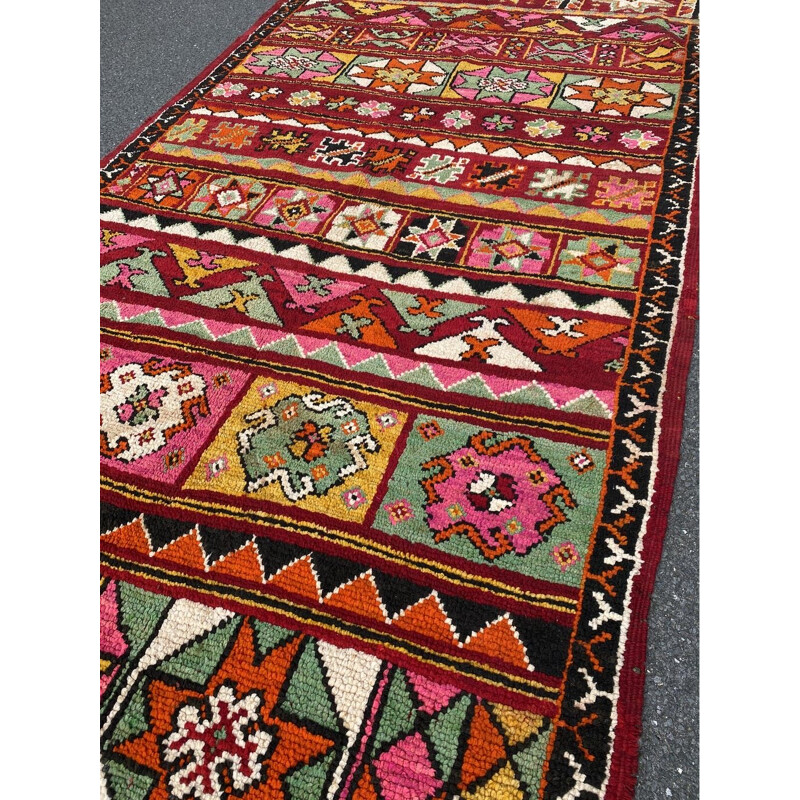 Vintage Berber carpet boujaad wool hand woven