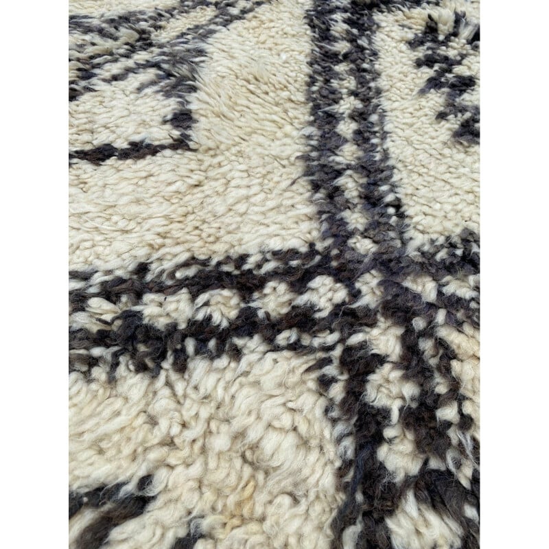 Vintage Berber carpet boujaad wool hand woven