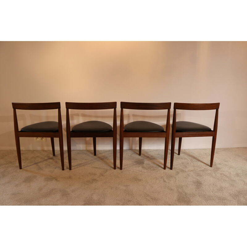 Table et 4 chaises vintage  tripodes avec sièges en cuir noir de Hans Olsen  Danemark 1960