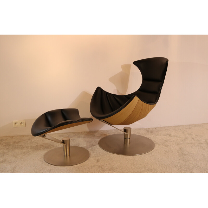 Vintage Swivel lounge chair & ottoman 'Lobster' chair by Lund & Paarmann for BruunMunch Denmark 2000s