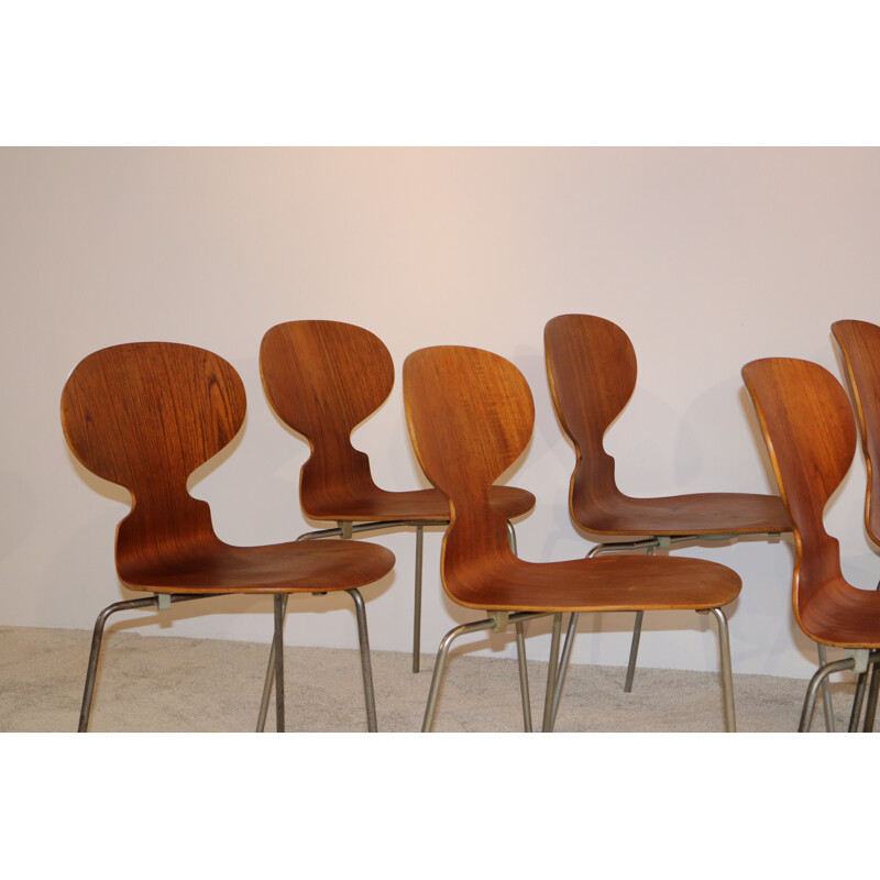 Set of 7 vintage 'Ant' chairs 3100 by Arne Jacobsen for Fritz Hansen Denmark 1950s