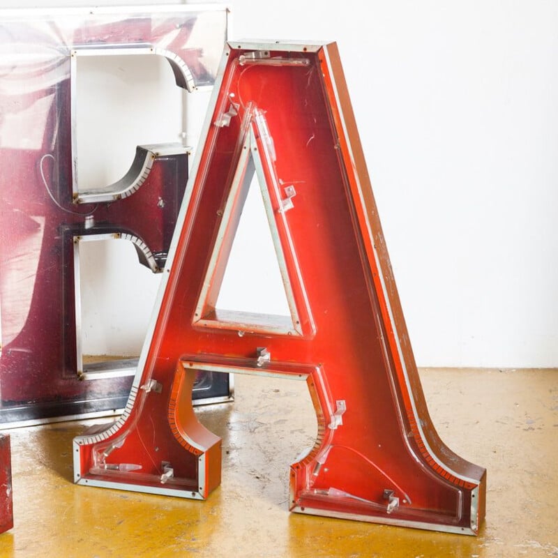 Suite of 6 vintage industrial letters Painted iron and methacrylate. Spain, 1970