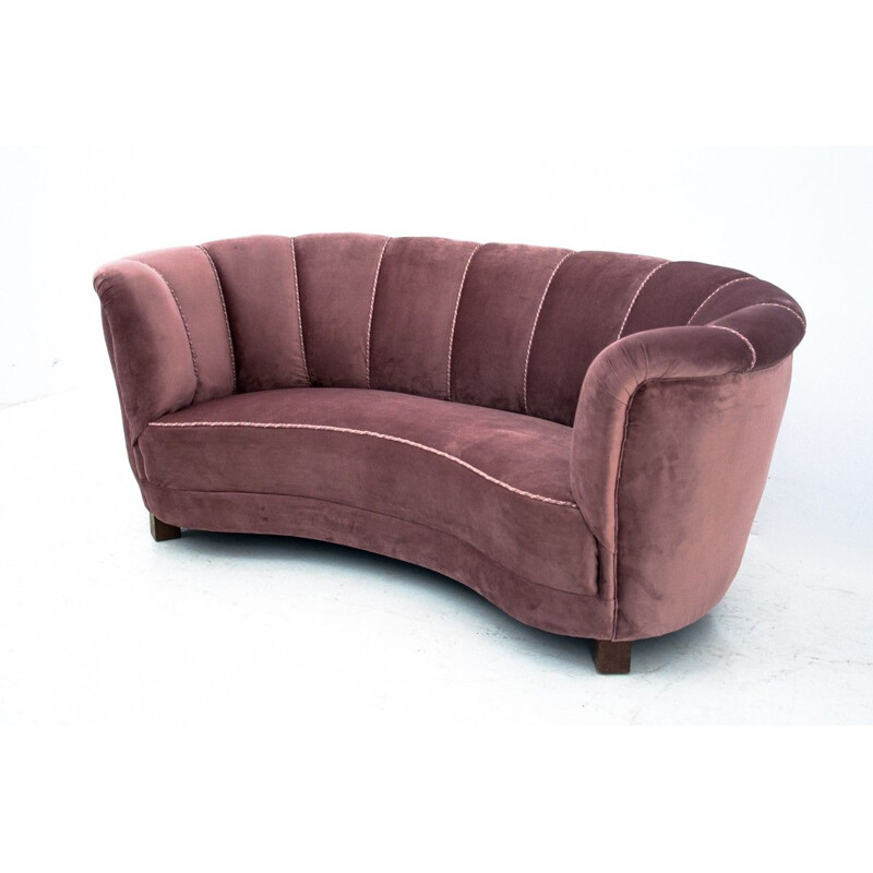 Vintage pink curved banana sofa