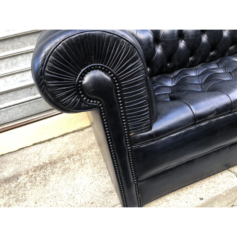 Vintage black sofa Chesterfield 1990