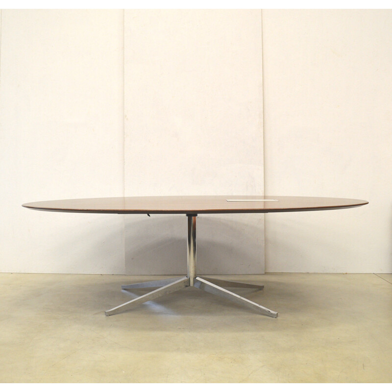 Very large Knoll walnut "Conference" table, Florence KNOLL - 2006