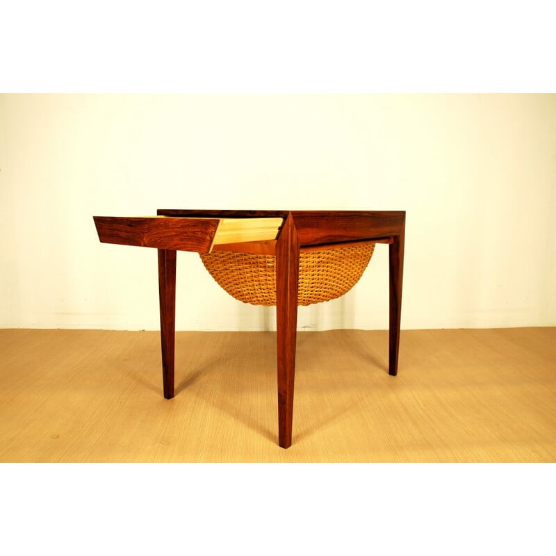 Haslev Mobelfabrik side table in Rio rosewood and wicker, Severin HANSEN - 1960s