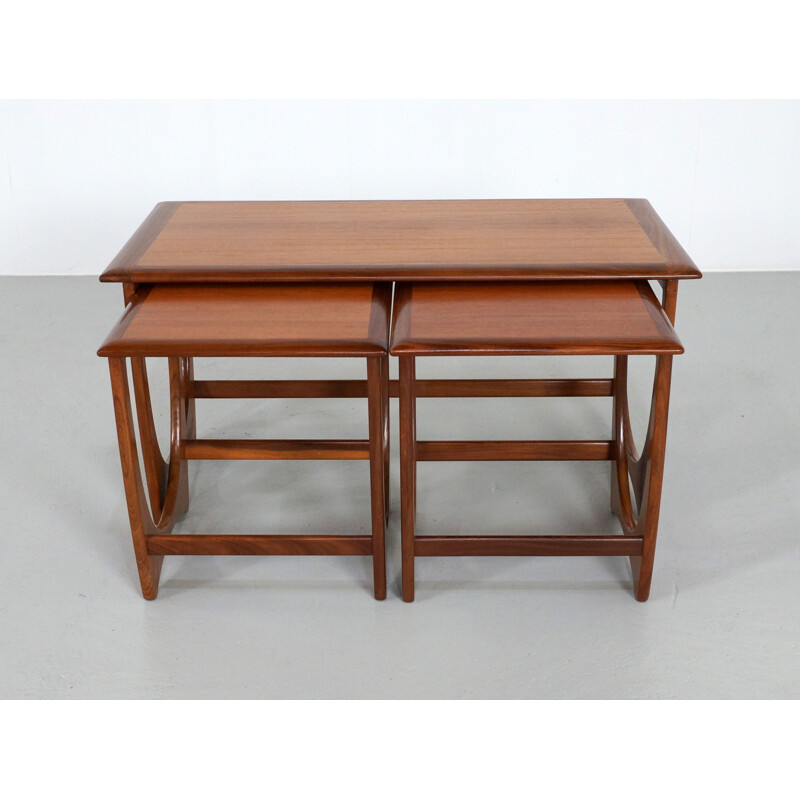 Set of 3 "Astro" G-Plan teak nesting tables, Victor WILKINS - 1960s