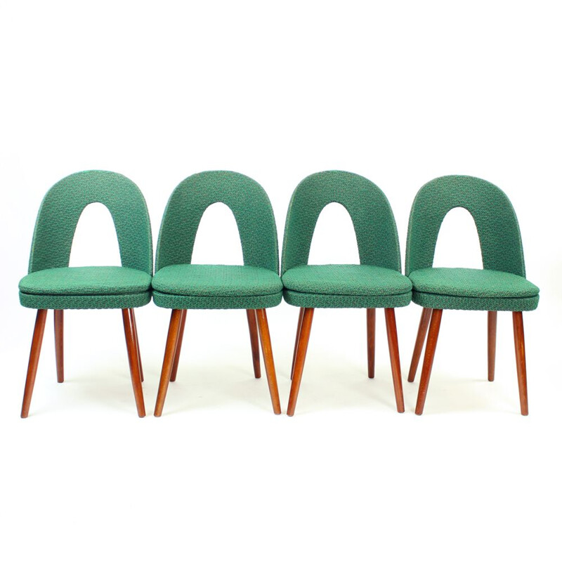 Conjunto de 4 icónicas sillas Tatra vintage en tela verde, Antonin Suman, Checoslovaquia 1960