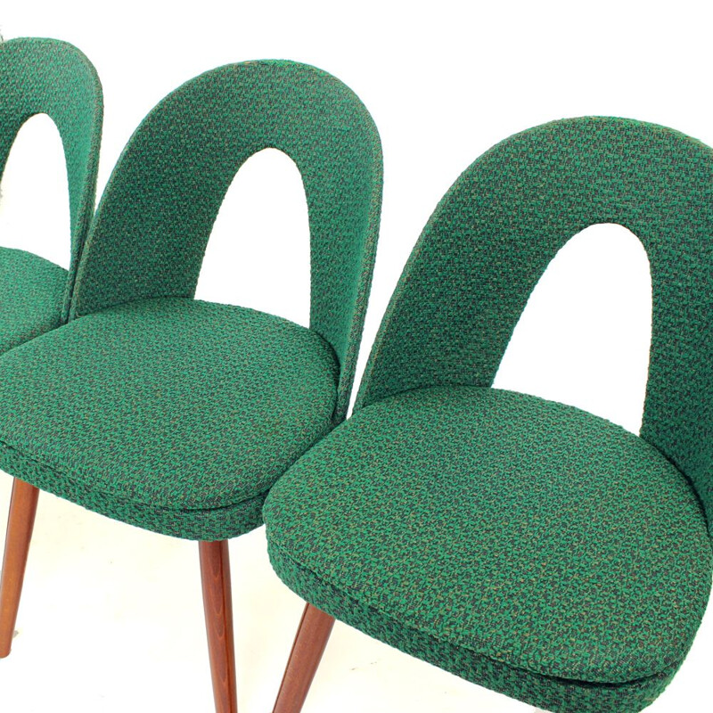 Set di 4 iconiche sedie vintage Tatra in tessuto verde, Antonin Suman, Cecoslovacchia 1960