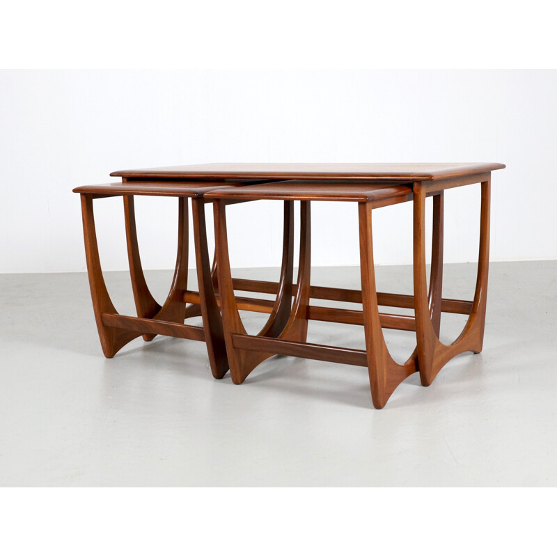 Set of 3 "Astro" G-Plan teak nesting tables, Victor WILKINS - 1960s