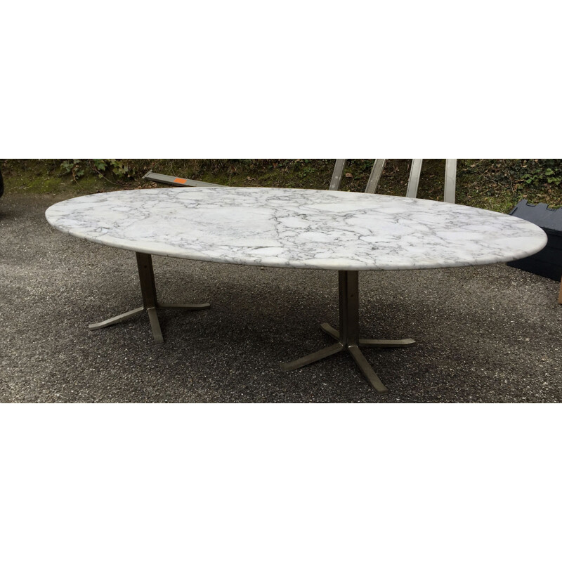 Table ovale vintage marbre blanc veiné 1970