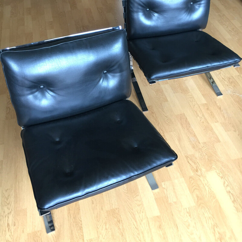 Paire de fauteuils "Joker" Airbone avec ottoman, Olivier MOURGUE - 1960