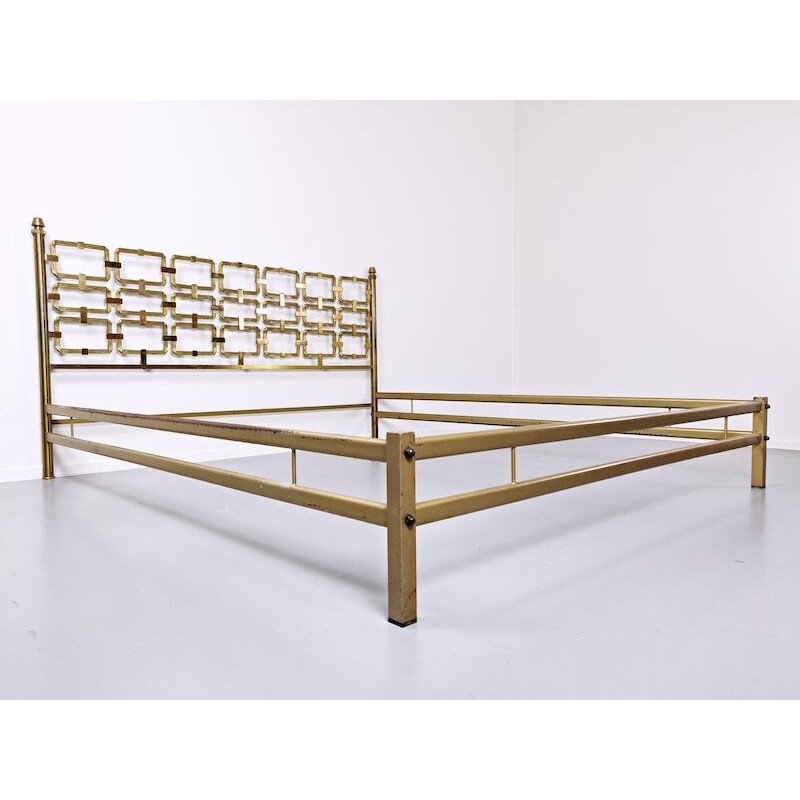 Cama de latón vintage de Luciano Frigerio 1970