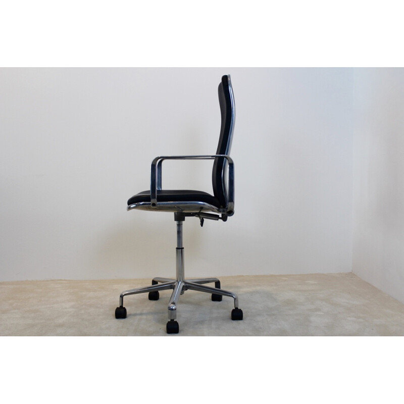Iconic high-back Hille "Supporto" office chair, Frederick SCOTT - 1970s