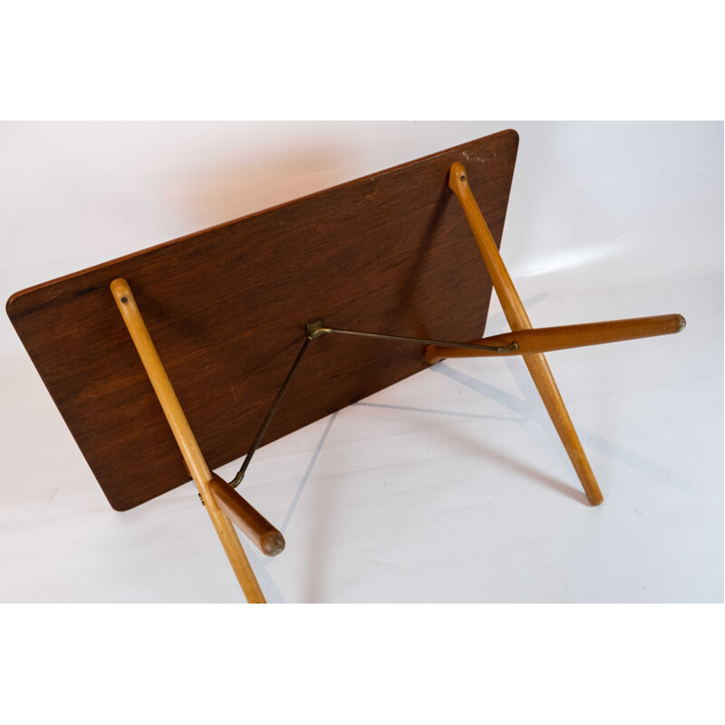 Vintage Cross legged coffetable, model AT-303, by Hans J. Wegner and by Andreas Tuck 1955
