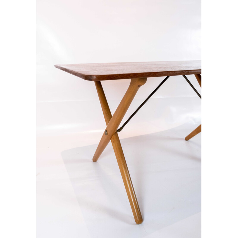 Vintage Cross legged coffetable, model AT-303, by Hans J. Wegner and by Andreas Tuck 1955