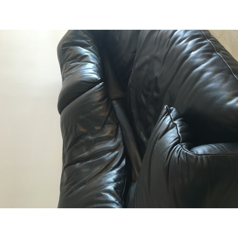 Cassina "Maralunga" 3-seater sofa in black leather, Vico MAGISTRETTI - 1970s