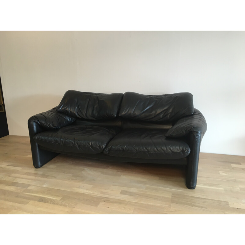 Cassina "Maralunga" 2-seater sofa in black leather, Vico MAGISTRETTI - 1970s