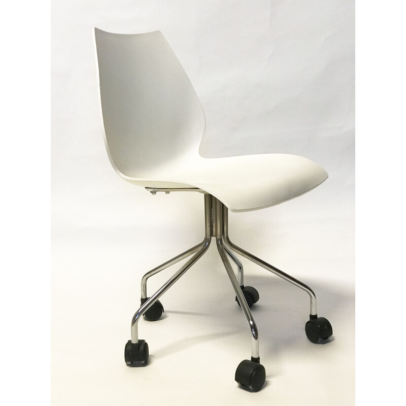 Sedia vintage su rotelle di Vico Magistretti per Kartell Maui Swivel