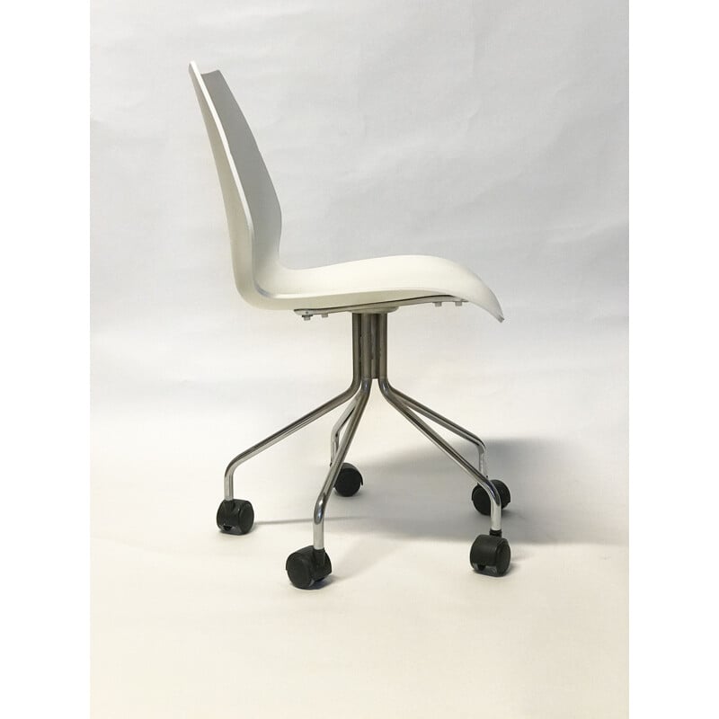 Sedia vintage su rotelle di Vico Magistretti per Kartell Maui Swivel