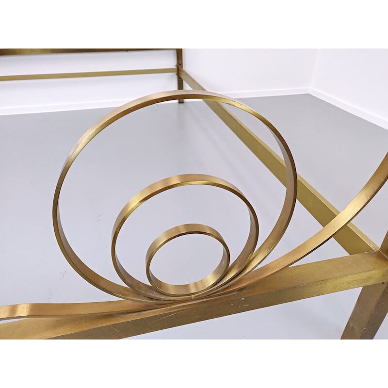 Vintage brass bed by Luciano Frigerio 1970