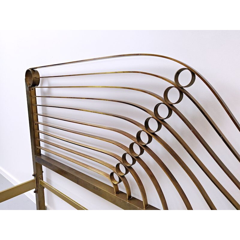 Vintage brass bed by Luciano Frigerio 1970