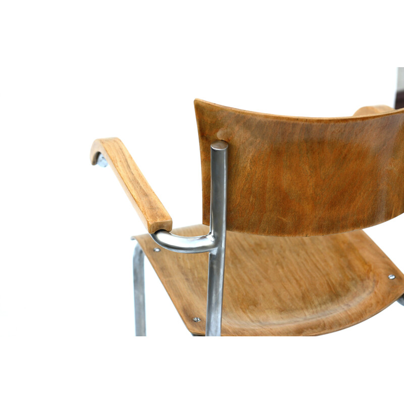 Cantilever chair in chromed steel and plywood, Mart STAM - 1960s