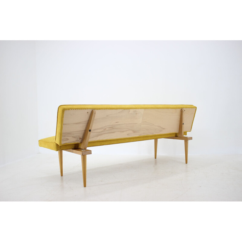 Vintage sofa by Miroslav Navrátil 1960