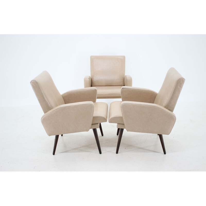 Conjunto de 3 poltronas de couro vintage por Miroslav Navrátil, Checoslováquia 1970