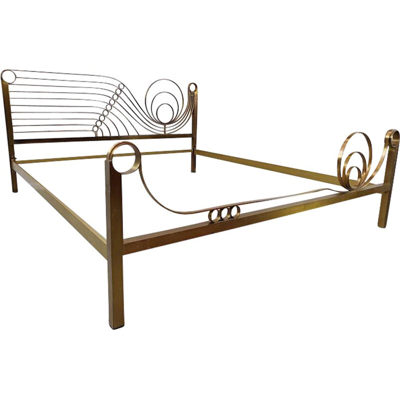 Vintage brass bed by Luciano Frigerio 1970