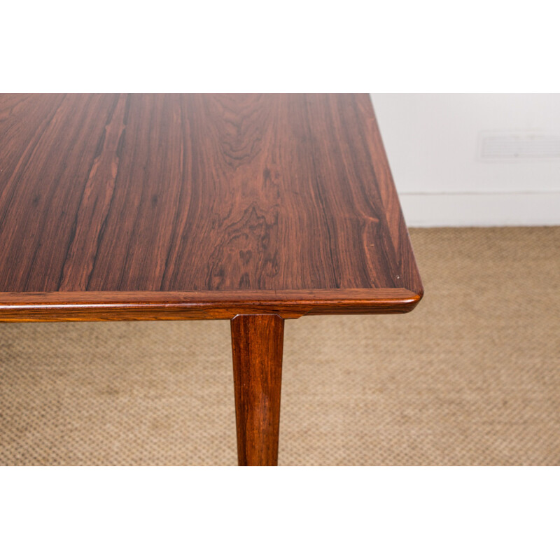 Large vintage extensible table in Rio Rosewood by Henry Rosengren Hansen for Brande Mobelindustri Danoise 1960