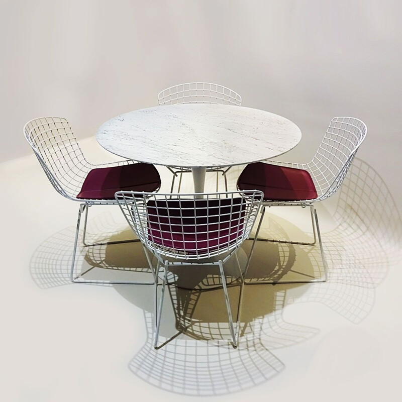 Vintage marble tulip dining table and Bertoia wire chairs dining set Eero Saarinen Knoll Studio 1950s