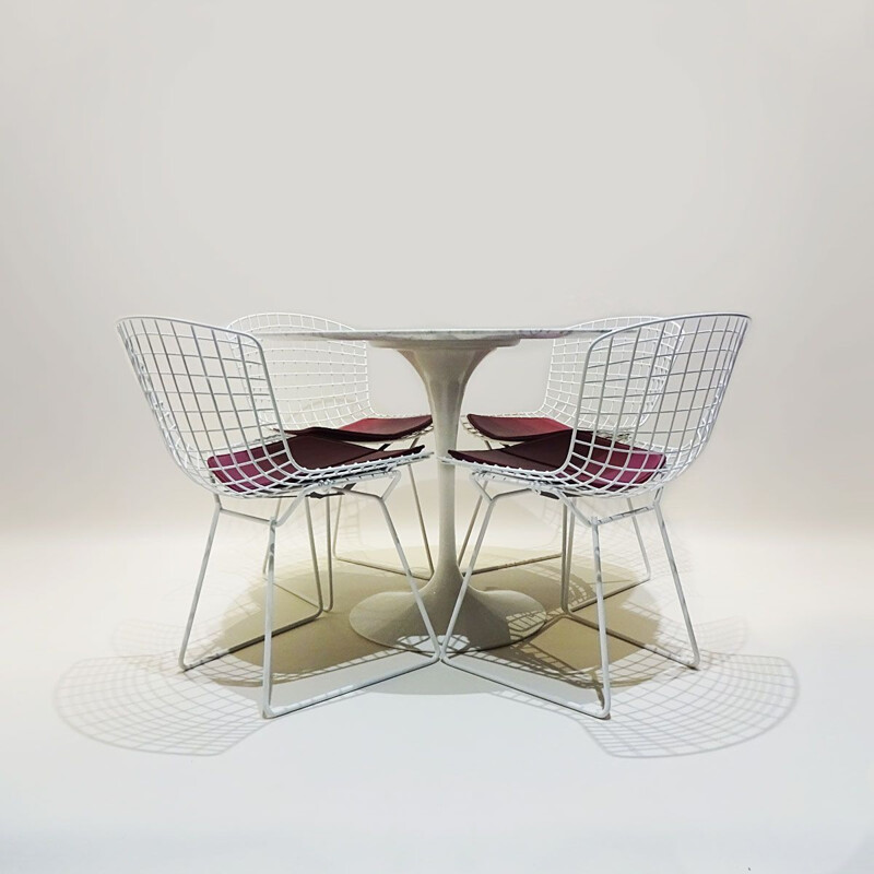 Vintage marble tulip dining table and Bertoia wire chairs dining set Eero Saarinen Knoll Studio 1950s