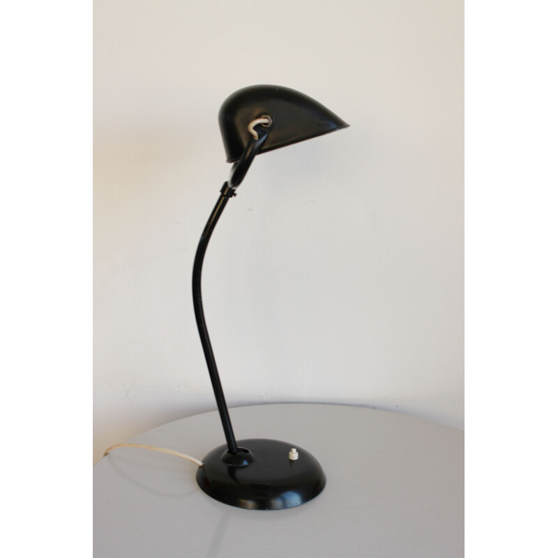 Vintage Bauhaus bureaulamp Kaiser Idell 6581