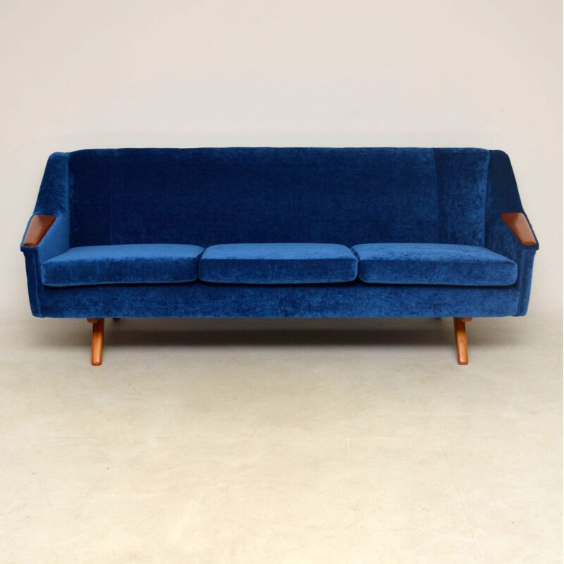 Vintage sofa by Illum Wikkelso Danish 1960