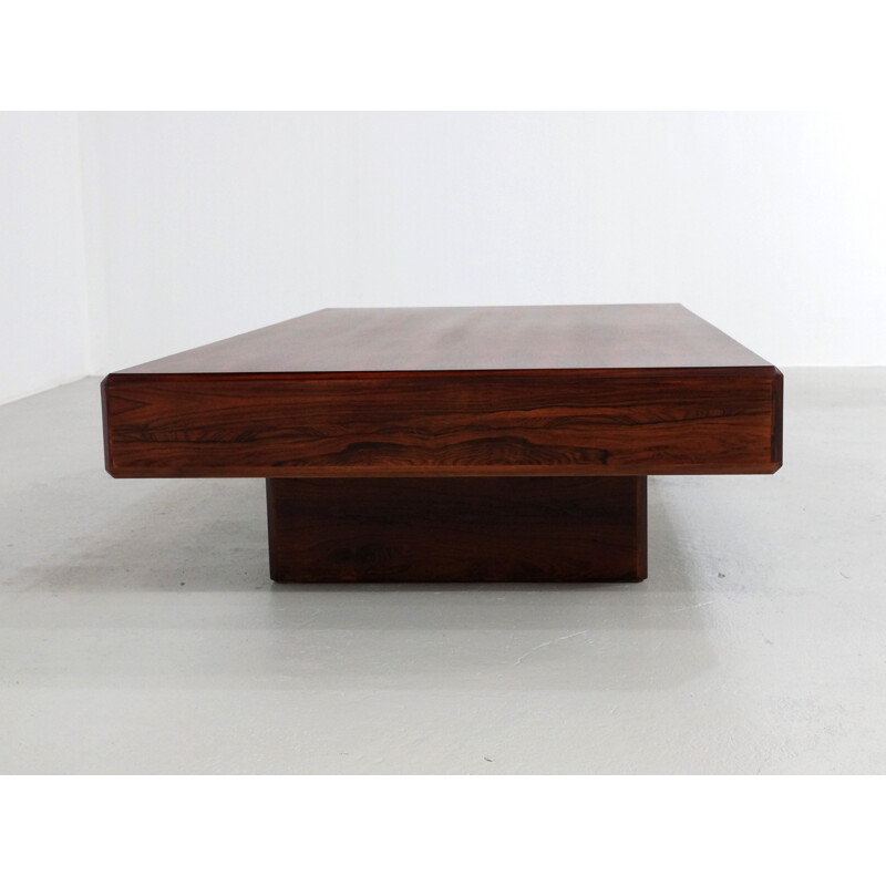 Large Rio rosewood "Ambassador" coffee table, Howard KEITH - 1980s