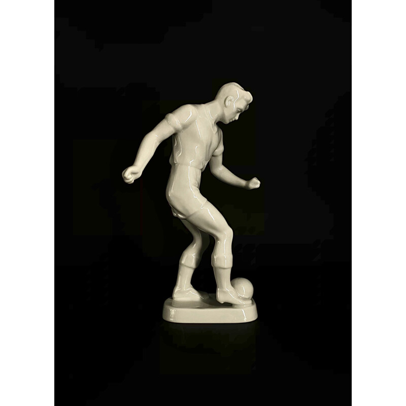 Figura de futbolista de porcelana vintage de Hollóháza, Hungría 1940