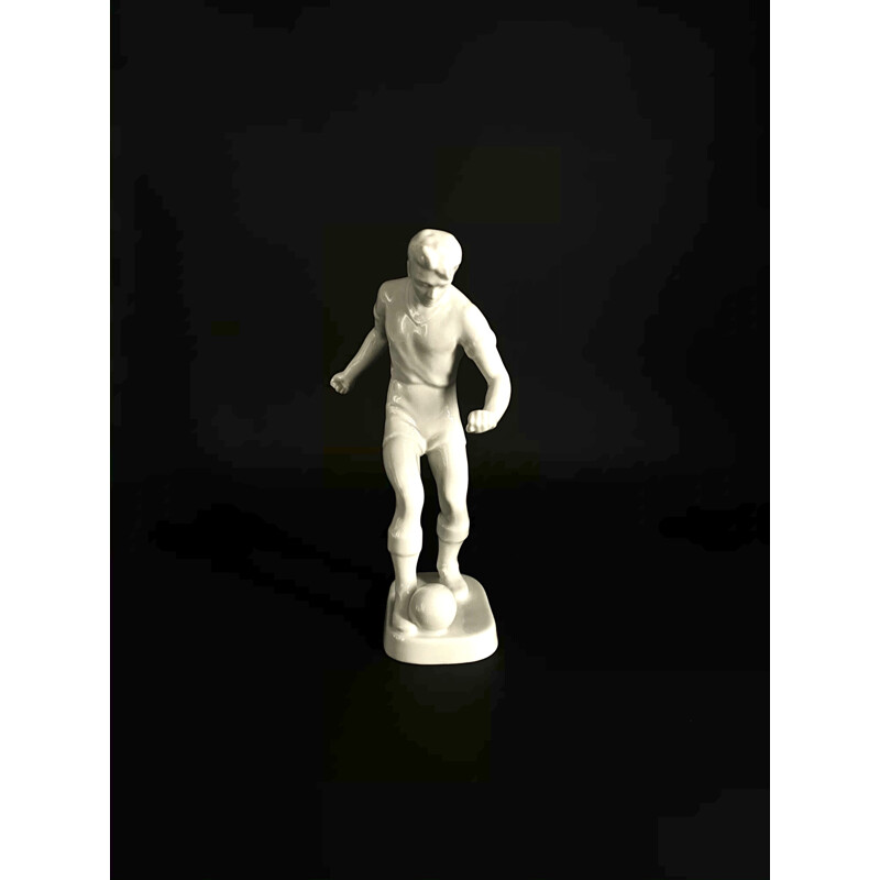 Personnage de footballeur vintage en porcelaine par Hollóháza, Hongrie 1940