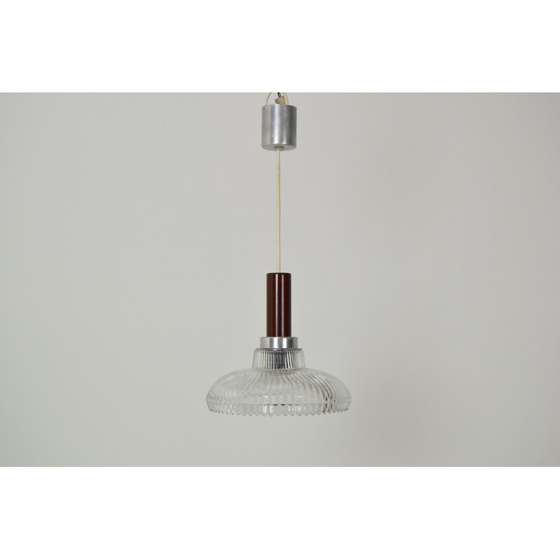 Lámpara de suspensión vintage de cristal y metal, Checoslovaquia 1960