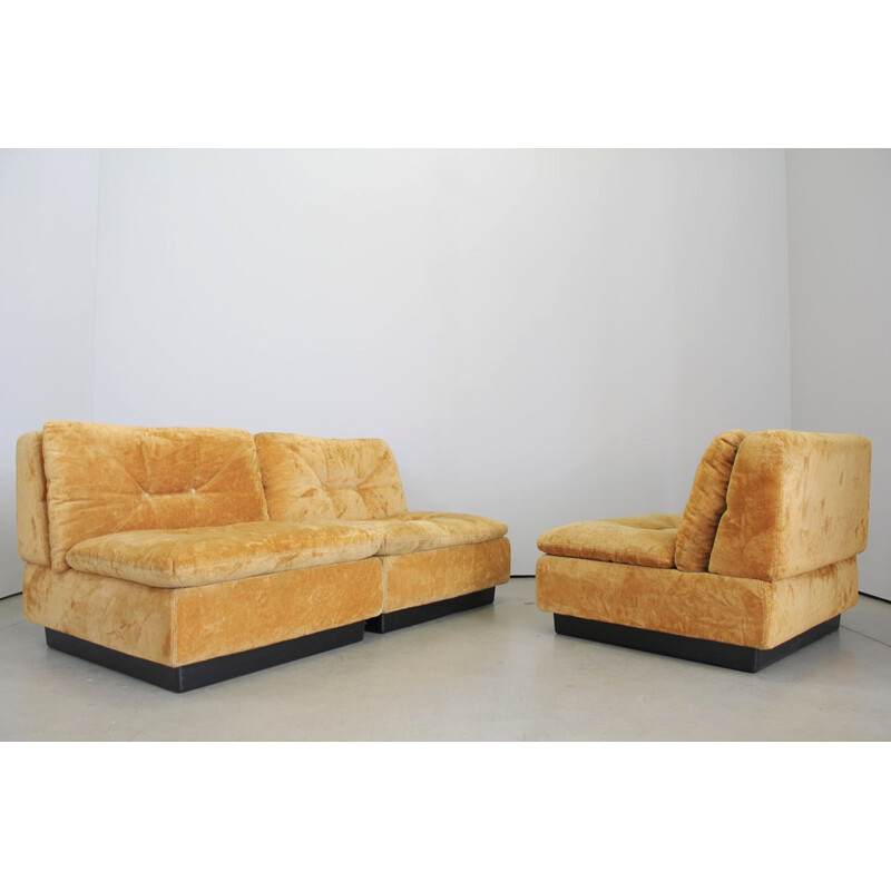 Vintage Lounge sofa from Saporiti, Italy 1970s