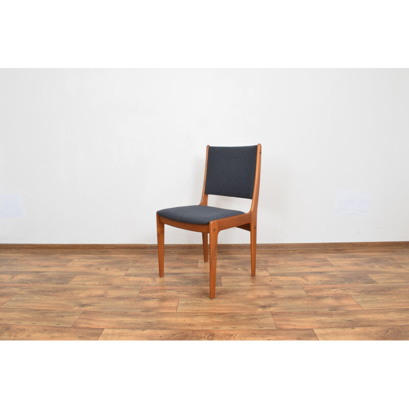 Set of 4 Mid-Dentury Teak Dininng Chairs by Johannes Andersen Danish 1960s