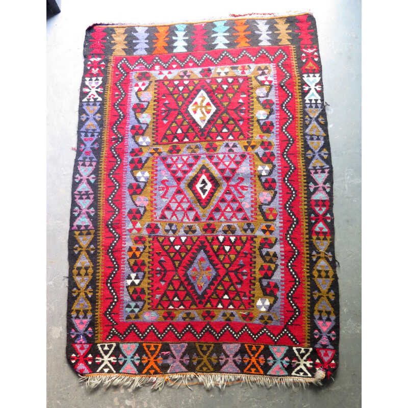 Vintage Oriental wool rug
