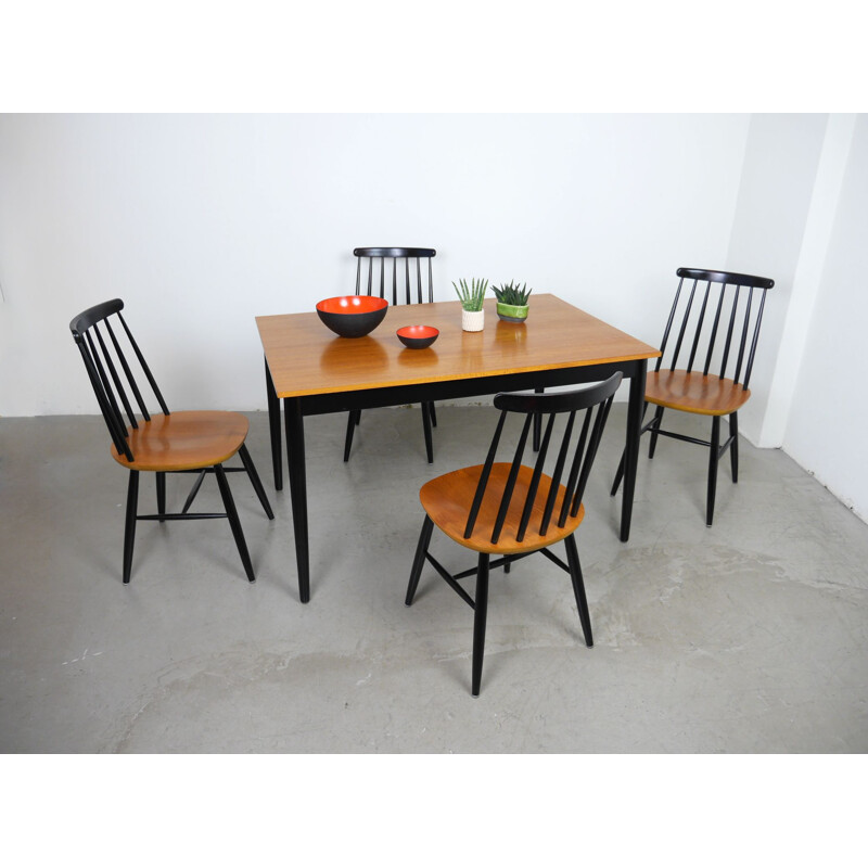 Table à manger et 4 chaises vintage Danemark, 1972